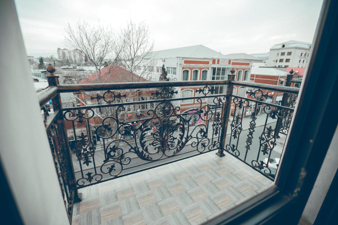 Baku Hotel Gence Dış mekan fotoğraf