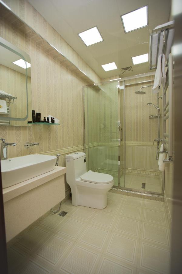 Baku Hotel Gence Dış mekan fotoğraf