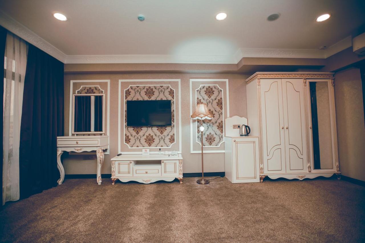 Baku Hotel Gence Dış mekan fotoğraf