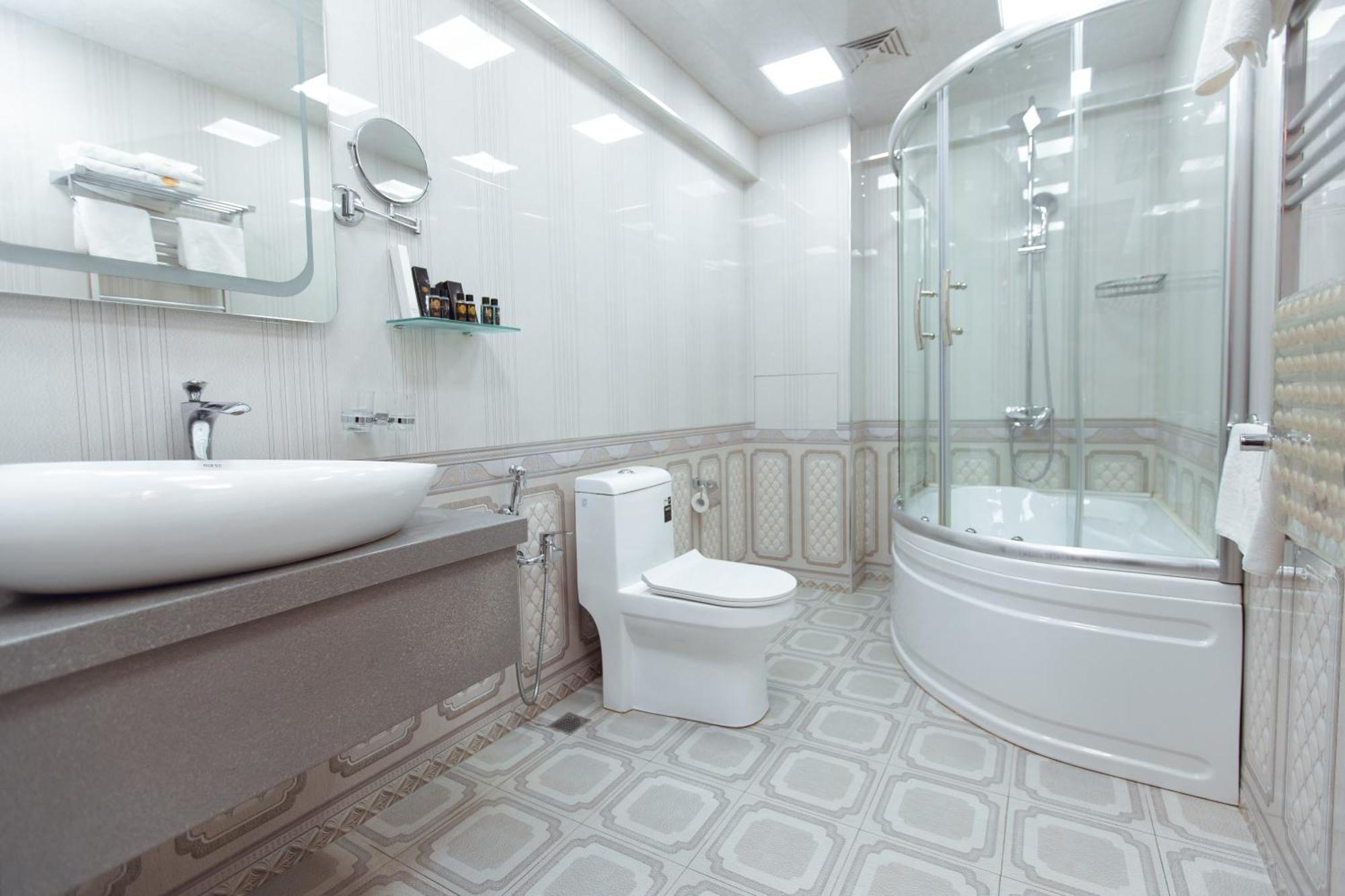 Baku Hotel Gence Dış mekan fotoğraf