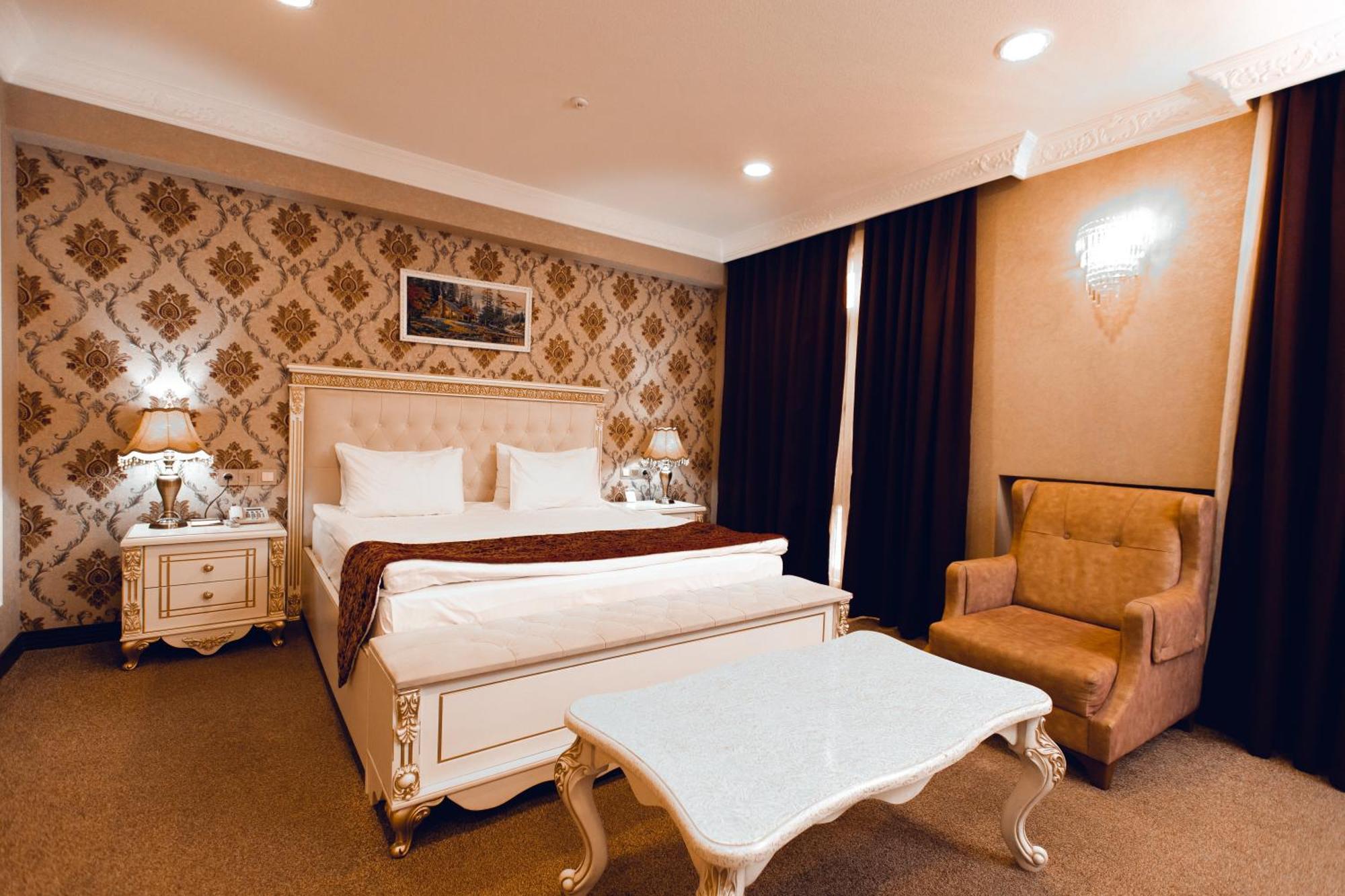 Baku Hotel Gence Dış mekan fotoğraf